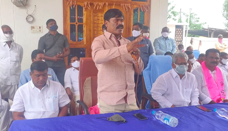 రైతుబంధు వద్దని నువ్వెందుకు తీసుకున్నవ్‌