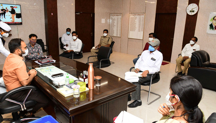 జిల్లాలో కొవిడ్‌ పరీక్షలు పెంచాలి