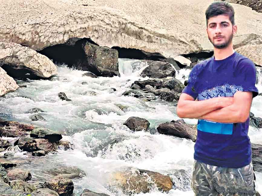 లష్కరే టాప్‌ కమాండర్‌ హతం శ్రీనగర్‌లో ఎన్‌కౌంటర్‌