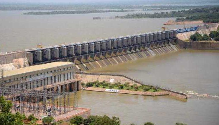 జూరాల జలాశయానికి వరద