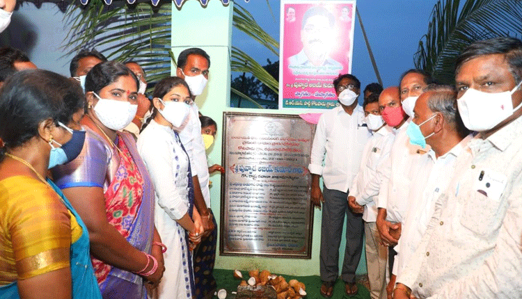 పల్లెల్లో పచ్చదనం వెల్లివిరియాలి