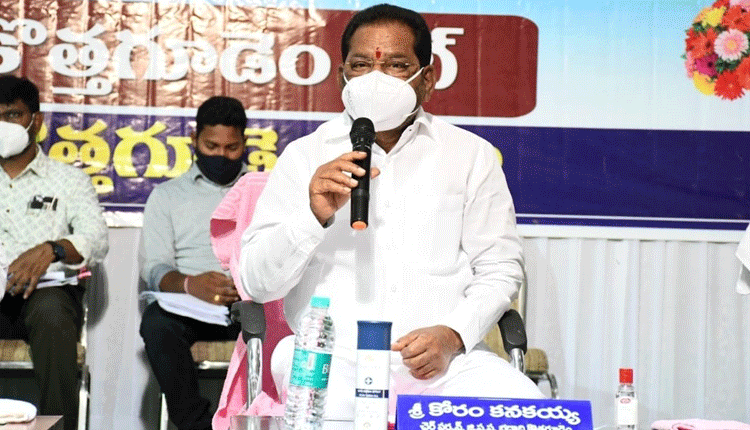 పల్లె, పట్టణ ప్రగతిపై దృష్టి సారించాలి