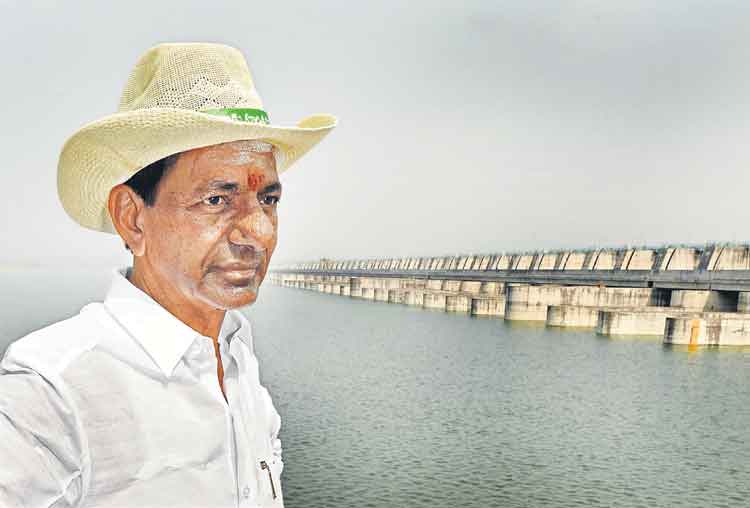 జగమంత ఎత్తుకు ఎగిసింది గంగ