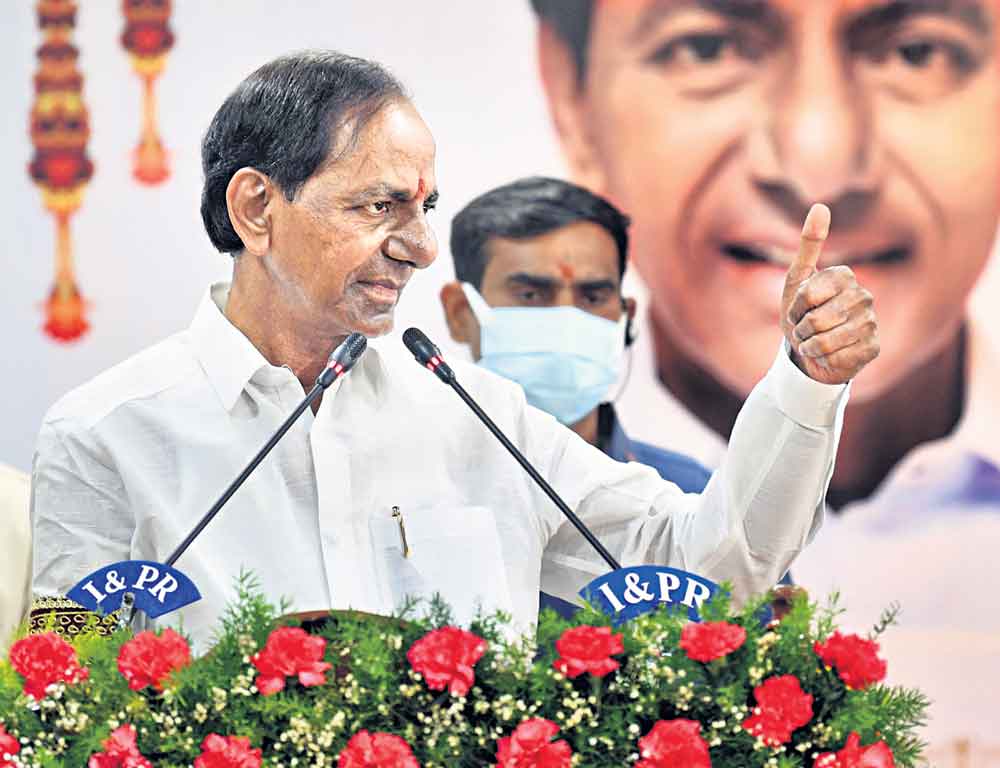 భయపెట్టి సంపుతున్న టీవీలు