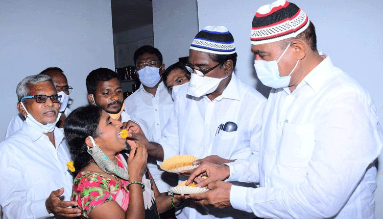 దేశానికి అన్నం పెట్టే స్థాయికి..తెలంగాణ ఎదిగింది