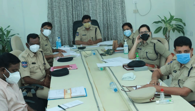 నేరాల నియంత్రణ కోసం..సమర్థవంతంగా పనిచేయాలి