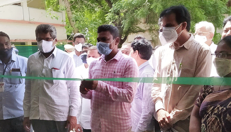 ‘బాధితుల’కు అండగా ప్రభుత్వం