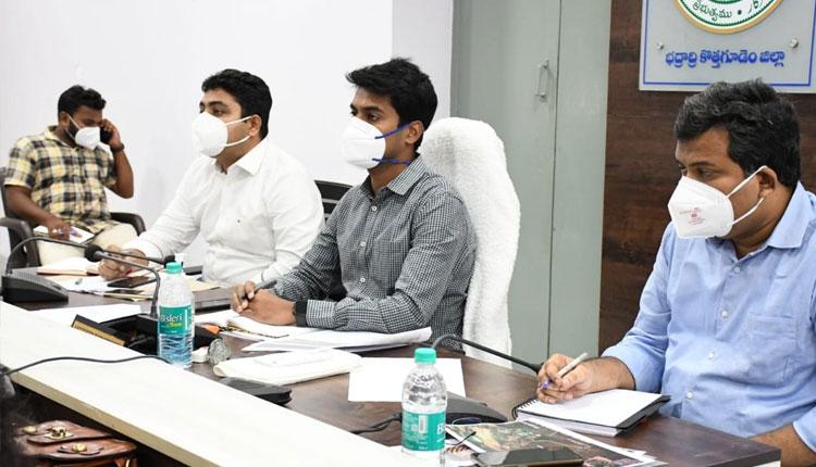 పెండింగ్‌ పనులు పూర్తి చేయాలి