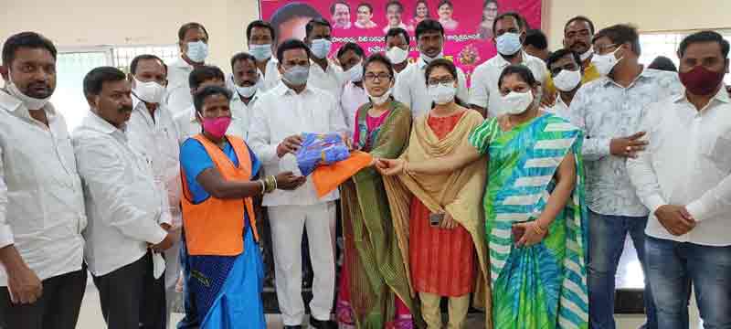 అన్ని వర్గాల సంక్షేమమే ధ్యేయం