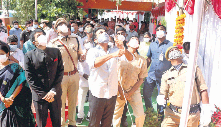 ఆవిర్భావ సంబురం