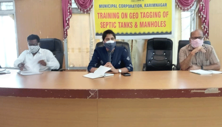 సూపర్‌ స్ప్రెడర్ల వివరాలు సేకరించాలి