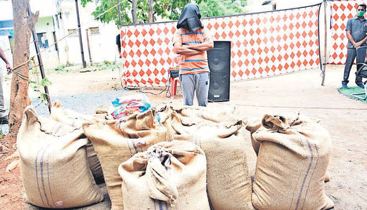 నకిలీ దందాపై టాస్క్‌ఫోర్స్‌ నిఘా..