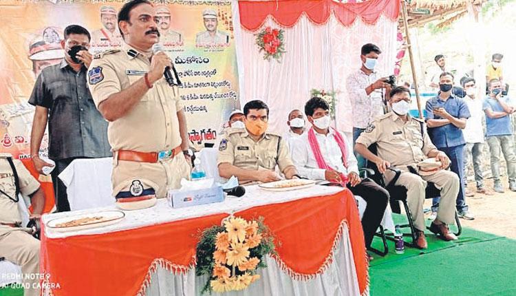 ఆదివాసులకు అండగా ఉంటాం