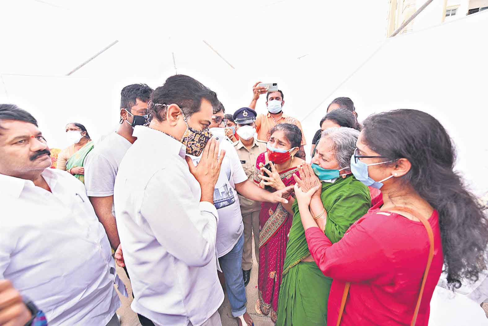 కావేటికి కడపటి వీడ్కోలు