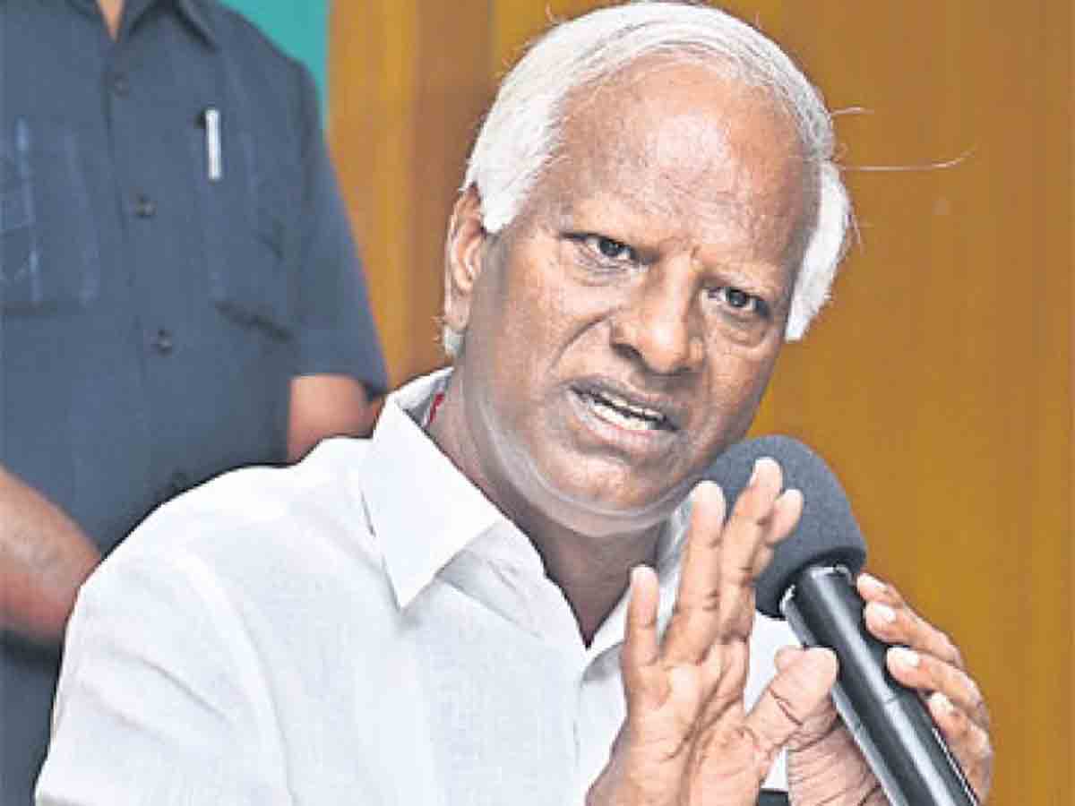 ఈటల కమ్యూనిస్టు భావజాలం ఎక్కడికి పోయింది.? : కడియం శ్రీహరి