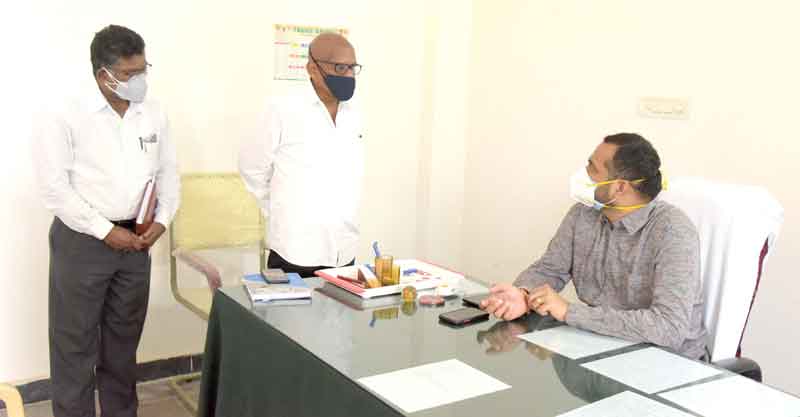 పల్లె ప్రగతి పనుల్లో నిర్లక్ష్యం వహిస్తే..చర్యలు తప్పవు