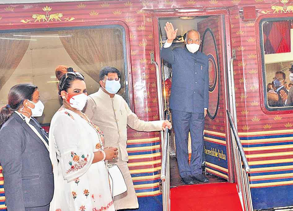 రైలెక్కిన రాష్ట్రపతి