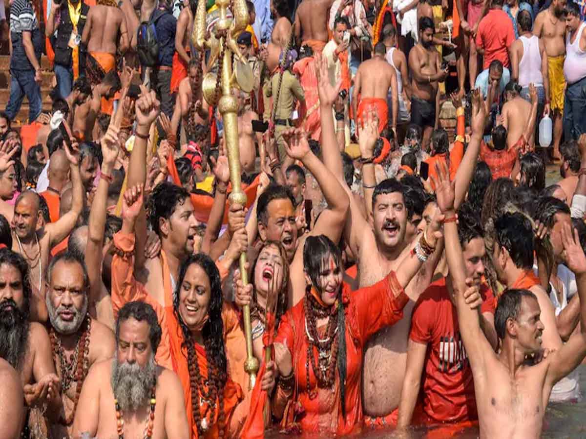 కుంభ‌మేళా క‌రోనా టెస్టింగ్ స్కామ్: ఓ సంస్థ‌, రెండు ల్యాబ్స్‌పై కేసు