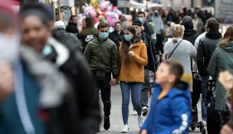 యూకేలో వెలుగులోకి లాంబ్డా వేరియంట్‌..!