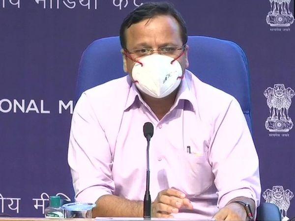 ఊర‌ట : 377 జిల్లాల్లో భారీగా త‌గ్గిన పాజిటివిటీ రేటు