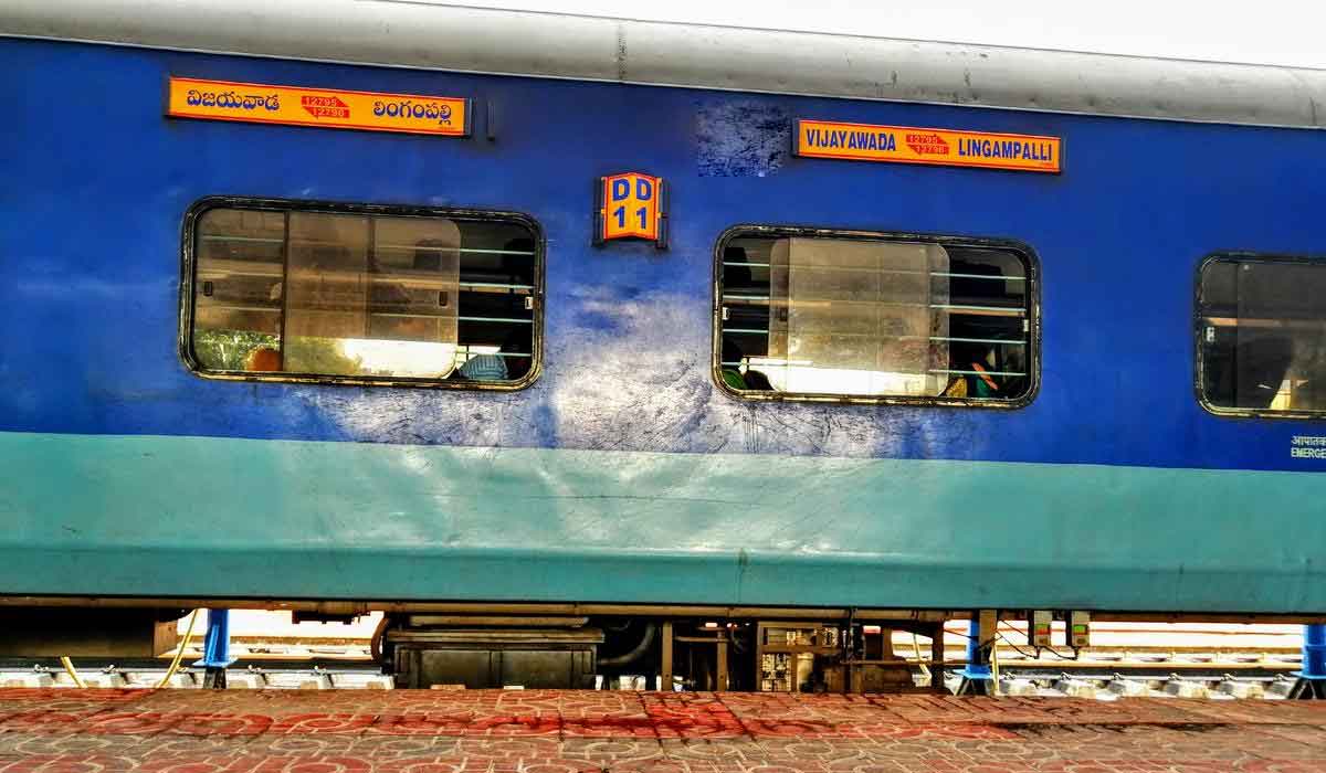 ప్రారంభ‌మైన లింగంప‌ల్లి-విజ‌య‌వాడ ఇంట‌ర్‌సిటీ రైలు
