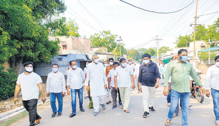 ముందస్తు చర్యలతోనే వైరస్‌ కట్టడి