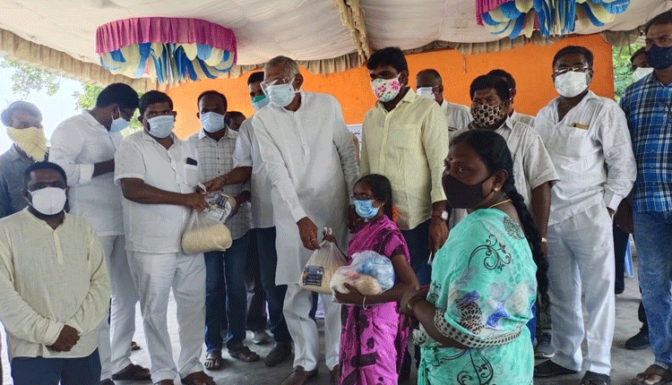 ప్రైవేట్‌ ఉపాధ్యాయులకు అండగా సీఎం