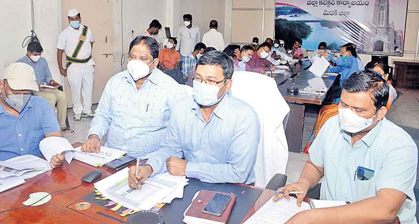 అర్హులందరికీ ‘ఆహార భద్రత’