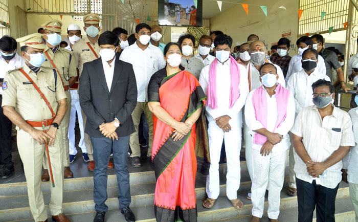 మానుకోటకు మహర్దశ