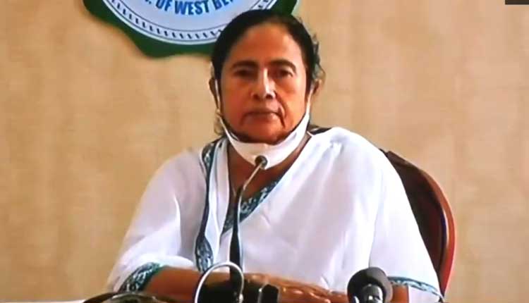 గ‌వ‌ర్న‌ర్ అవినీతిప‌రుడు: బెంగాల్ సీఎం మ‌మ‌త‌