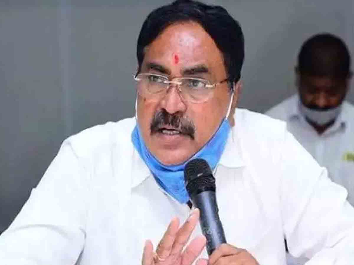 వరంగల్‌ అర్బన్‌ కలెక్టరేట్‌ను పరిశీలించిన మంత్రి ఎర్రబెల్లి