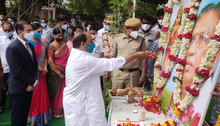 ప్ర‌గ‌తిప‌థంలో దూసుకుపోతున్న తెలంగాణ‌: మంత్రి ఐకేఆర్‌
