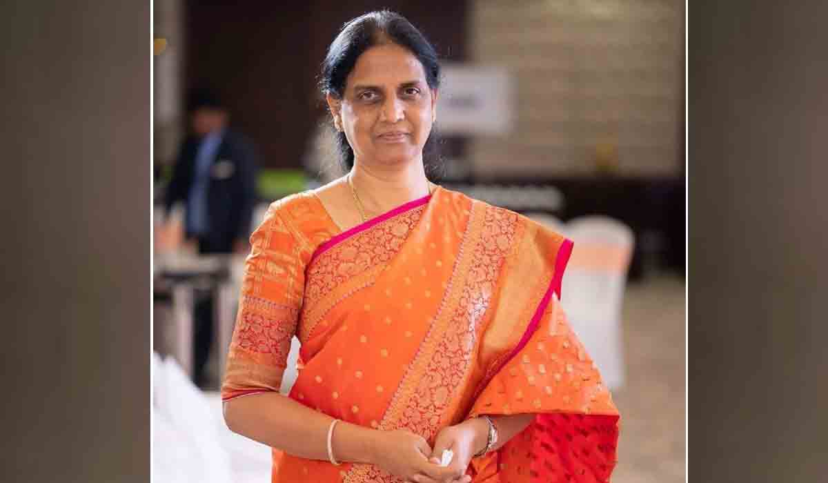 ప్రైవేటు విద్యాసంస్థల యాజమాన్యాలతో నేడు మంత్రి సబితా భేటీ