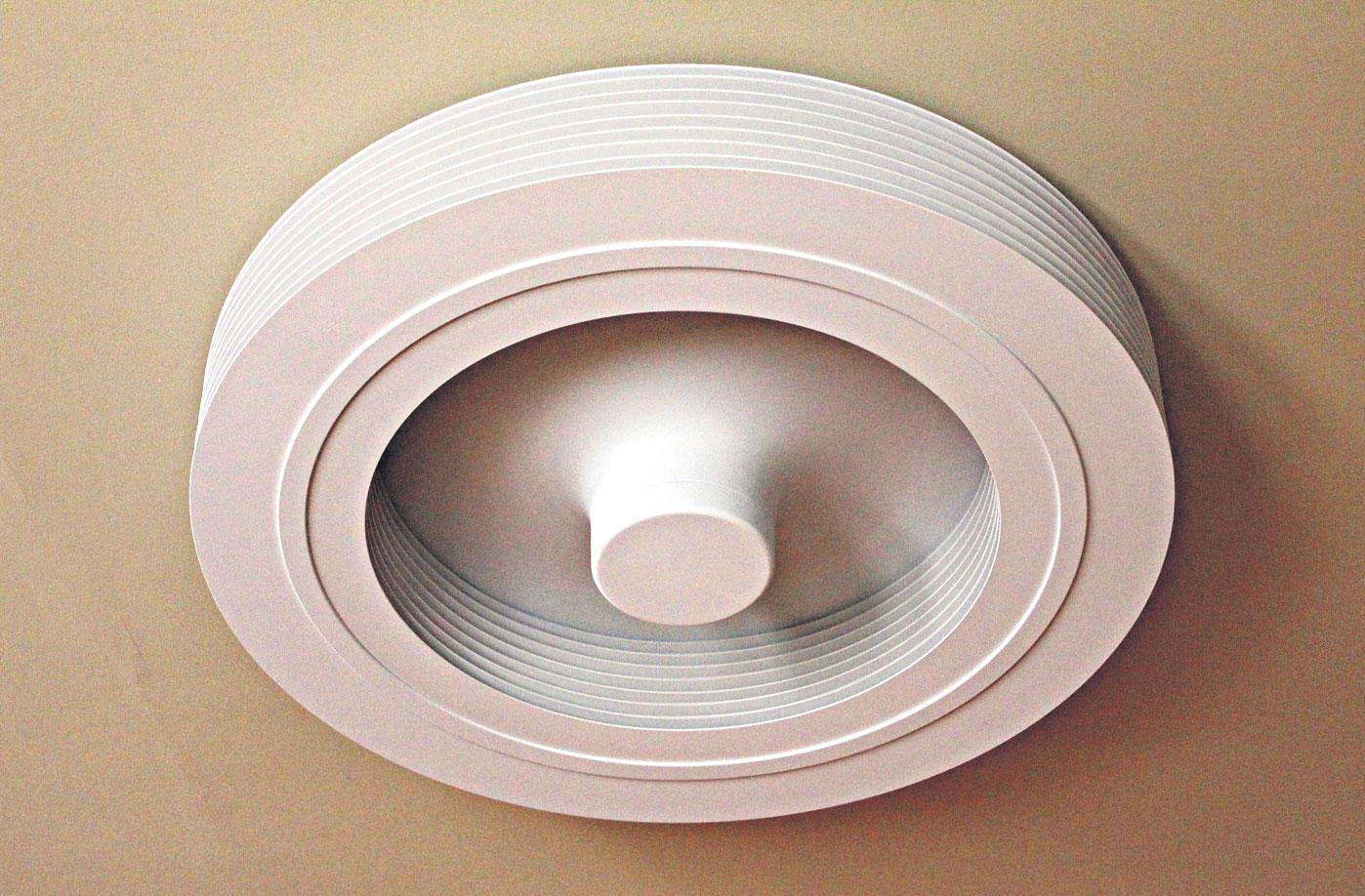 రెక్కలు లేకుండానే ఫ్యాన్‌