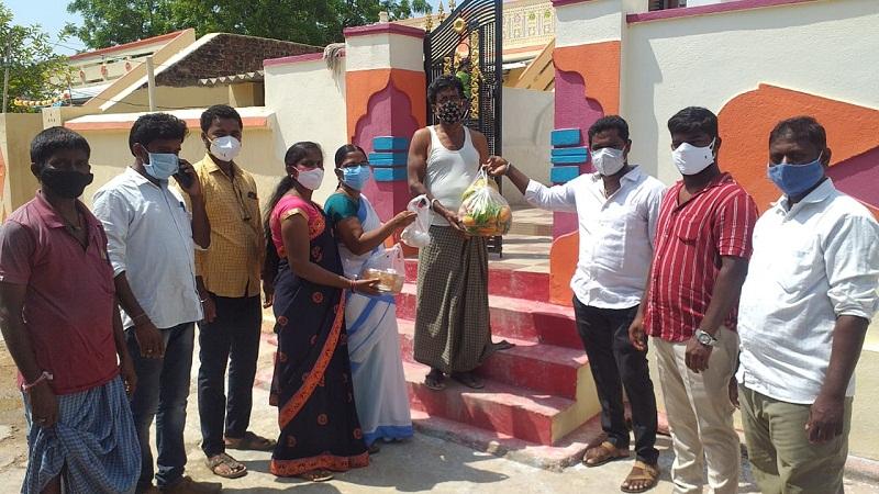 కరోనా పేషెంట్లకు చేయూత