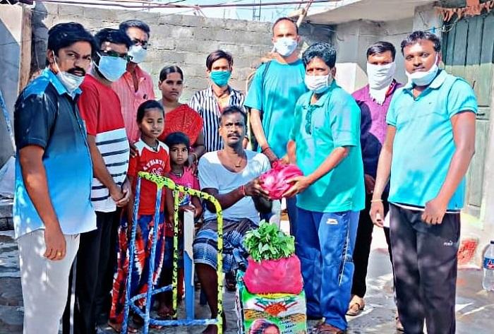 అందరి సహకారంతో కరోనా కట్టడి