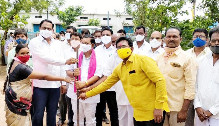 విద్యాభివద్ధికి ప్రభుత్వం  కృషి