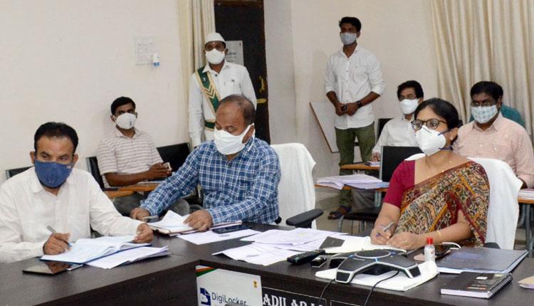 హరితహారం, పల్లెప్రగతి లక్ష్యాలను చేరుకోవాలి