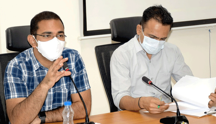 కల్లాలను వారంలోగా పూర్తి చేయాలి