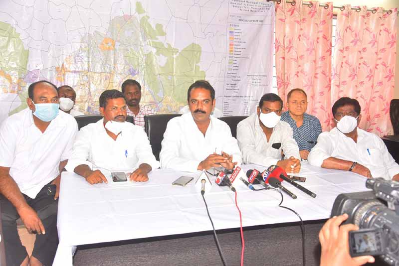 నగరంలో శరవేగంగా అభివృద్ధి పనులు