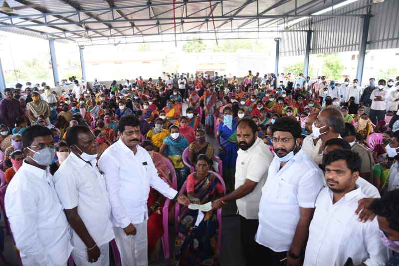 కల్యాణలక్ష్మి పేద కుటుంబాలకు భరోసా