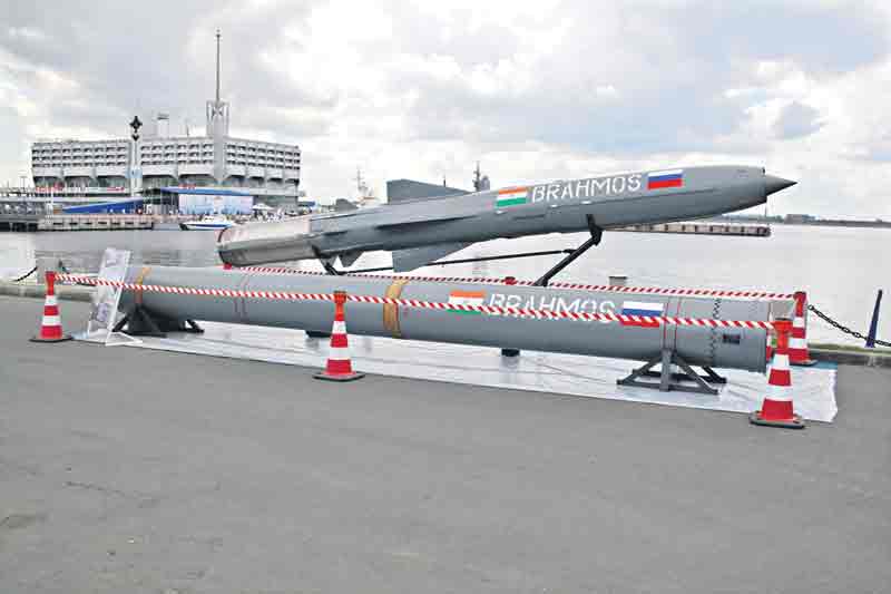 బ్రహ్మోస్‌ క్షిపణి తొలి ప్రయోగ పరీక్షకు 20 ఏండ్లు