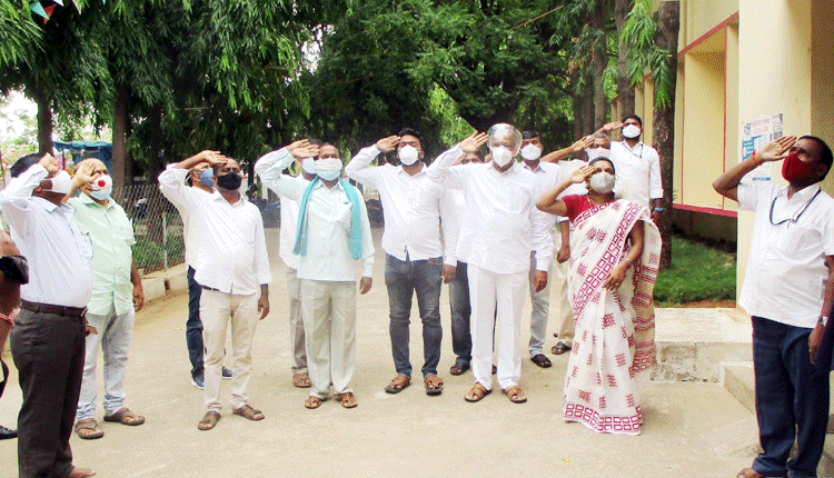 ఉద్యమధీరుడు కేసీఆర్‌