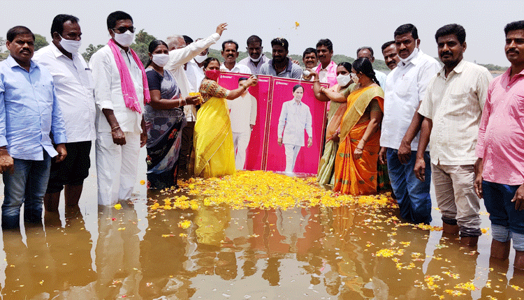 మా‘నీటి’ సంబురం