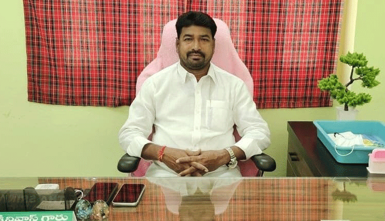 కొనుగోళ్లలో మంథని పీఏసీఎస్‌ రికార్డు