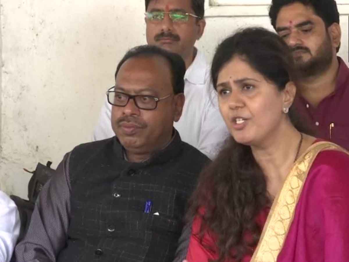 మ‌హారాష్ట్ర‌లో ఓబీసీ కోటా ర‌ద్దుపై 26న నిర‌స‌న‌: పంకజ‌ ముండే