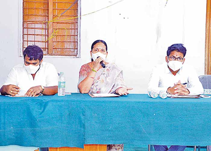 కలసికట్టుగా మండలాన్ని అభివృద్ధి చేసుకుందాం