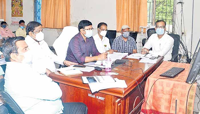 పల్లెల్లో రాత్రి బస చేయండి