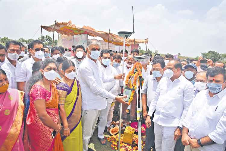 ప్రతి గుంటకూ నీరు