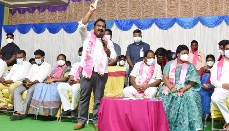 ఆయన మోసకారి